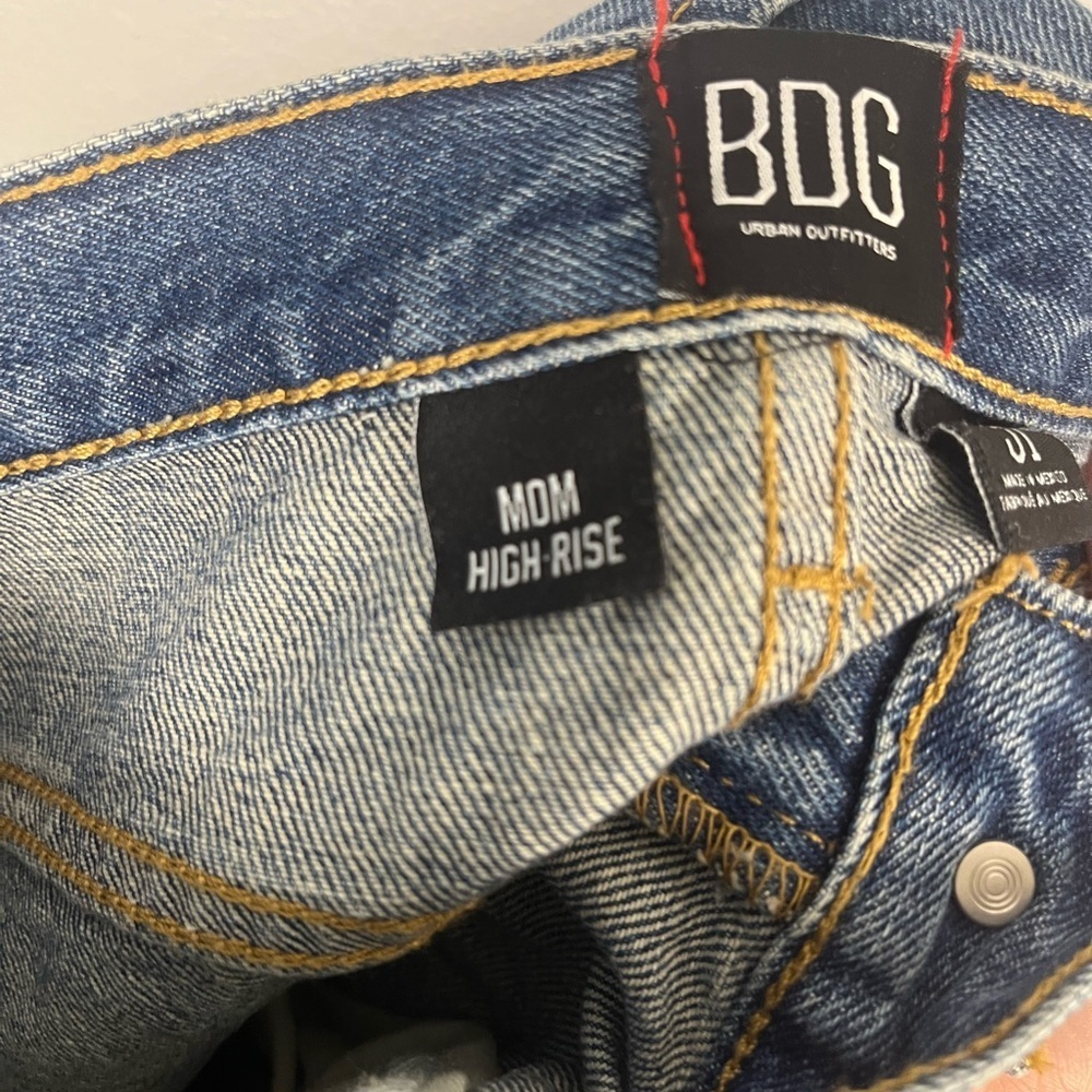 Urban Outfitters BDG Shorts Womens Sz 31 Blue Cotton Mom High Rise Cuffed Jeans - Picture 5 of 5